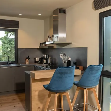 Daire Heaven House Family